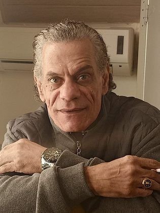 جلال العشري جلال العشري